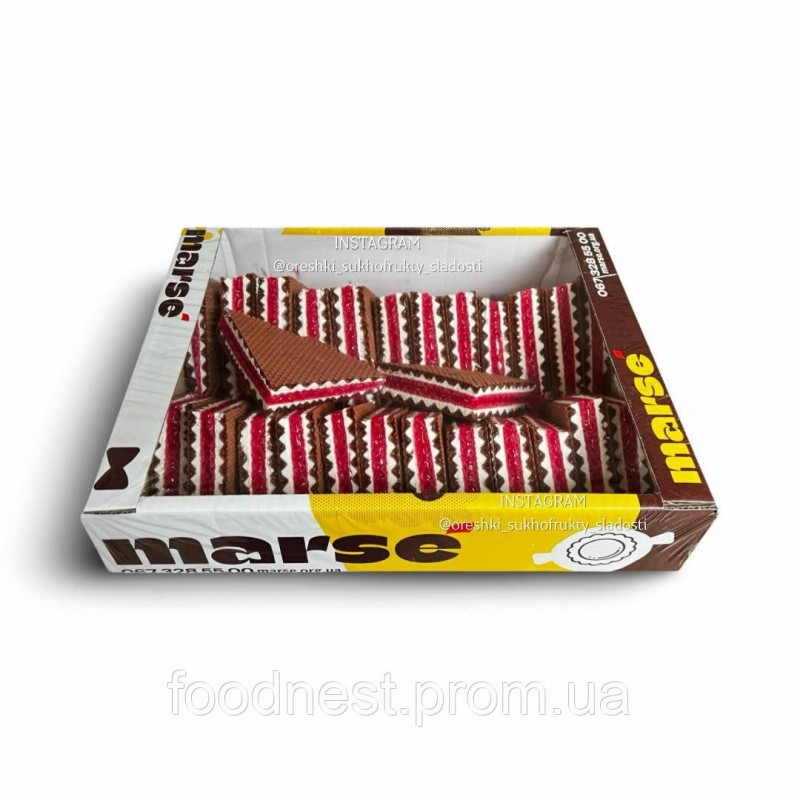 Тістечко ''Молочне ягідка'' з малиновим мармеладом